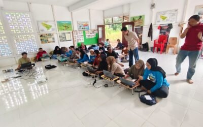 PELATIHAN PENGELOLAAN WEBSITE